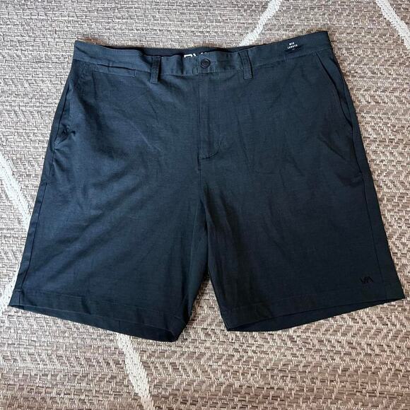 Rvca mid length shorts SZ 38 - Picture 1 of 5